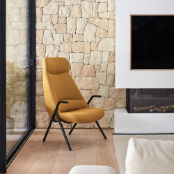 Fauteuil haut en tissu et métal avec accoudoirs DINS