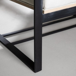 Fauteuil moderne en tissu blanc et pieds en métal noir VOILE