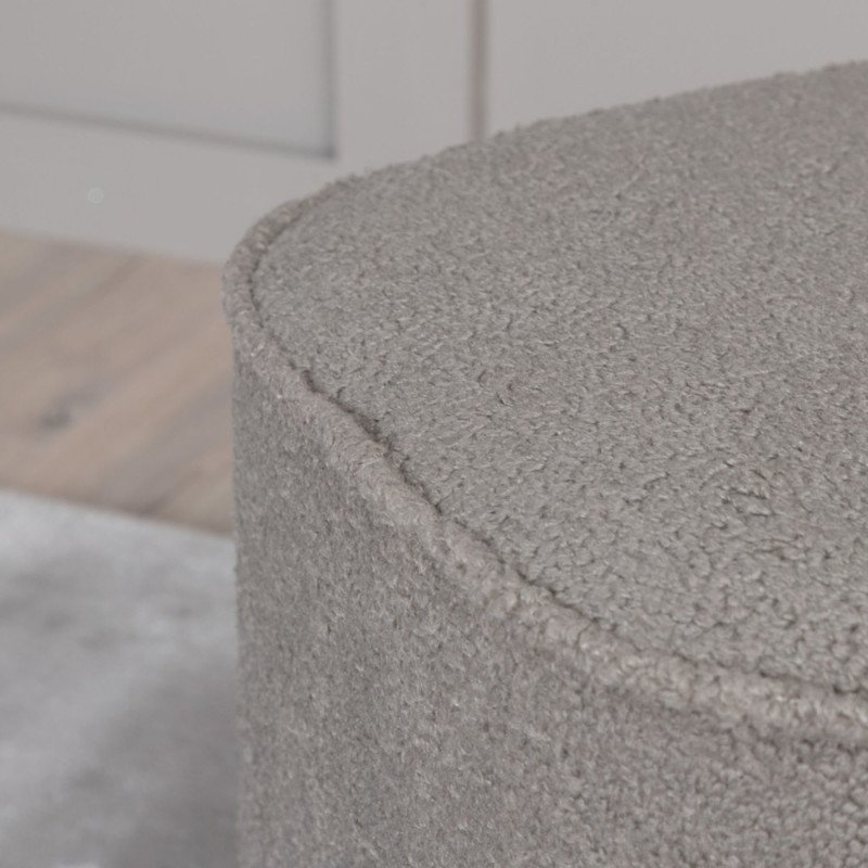 Pouf scandinave moderne en peluche POLMO