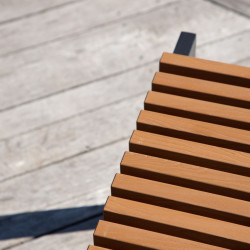 Banc d'extérieur moderne en bois et métal HEROS