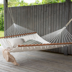 Hamac en tissu beige avec structure en bois ORAN