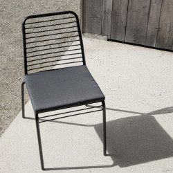 Lot de 2 chaises de jardin avec coussin noir MATYO