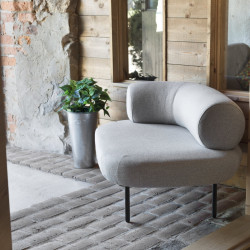 Fauteuil d'angle design en tissu gris, pieds métal FOLIO