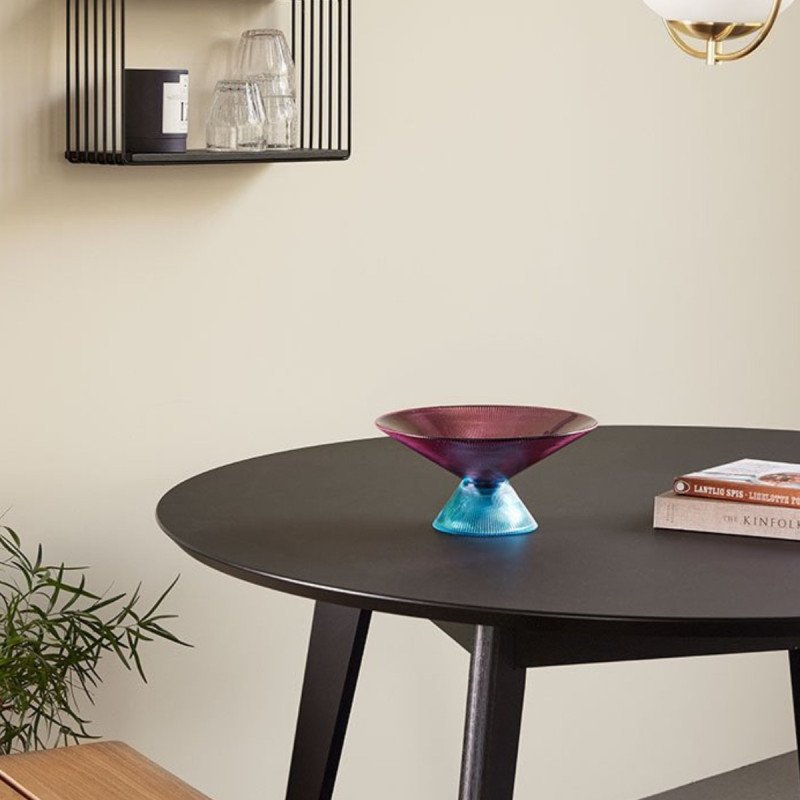 Table à manger ronde en bois de chêne foncé 120cm HANETTE