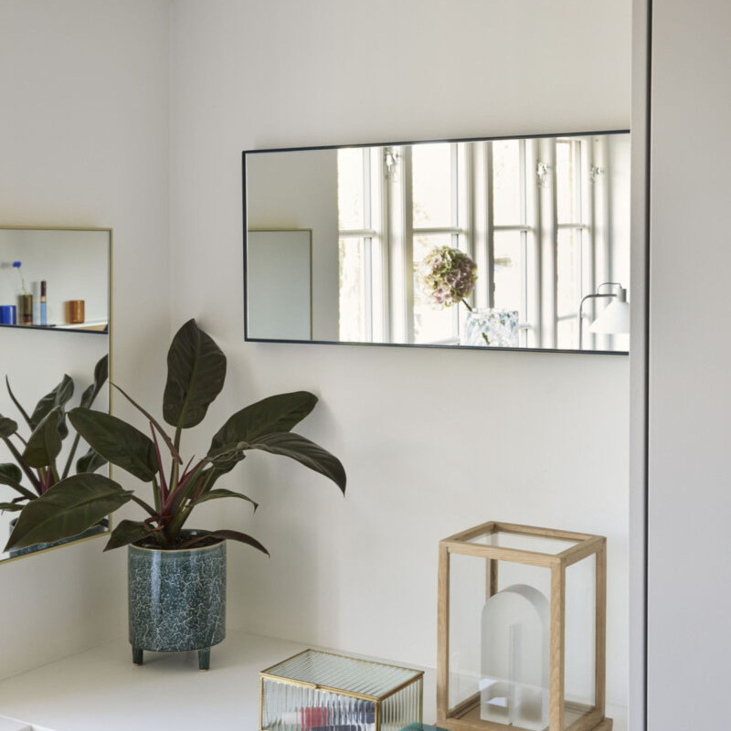 Miroir design 35x80 cm INNY - pour un Intérieur Moderne et Vibrant